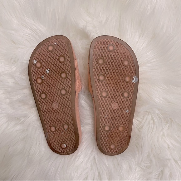 Adidas Adilette Rare Pink Slides | Men Size 5 - Picture 4 of 5